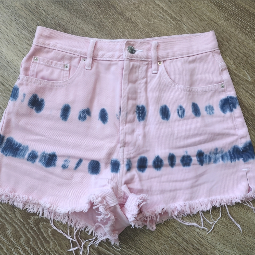 Pink Tie-Dye Women's Shorts